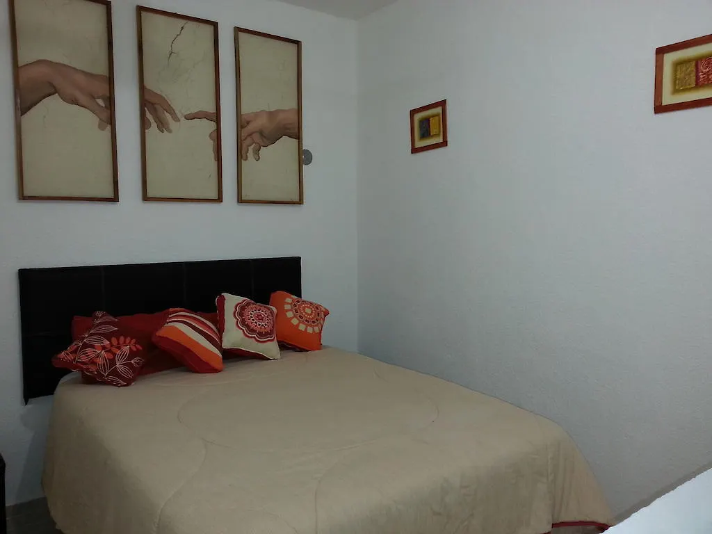カンクンDepartamentos Andaluciaアパートメント カンクン